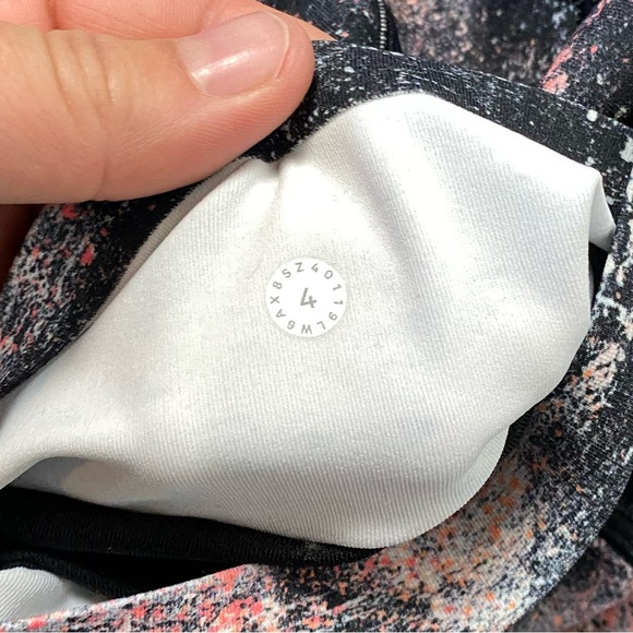 🍁50% Off Sale 🍁 Lululemon Time To Sweat Crop *23" - Picture 12 of 12